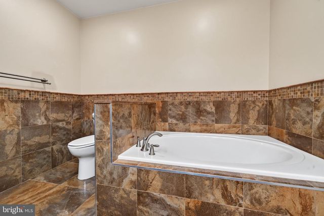 221 TALL PINES DR, West Chester, PA 19380