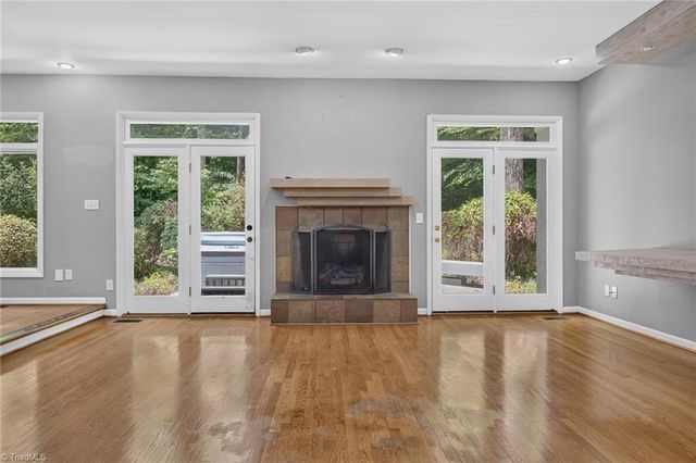 2400 Hunters Crossing Trail, Summerfield, NC 27358