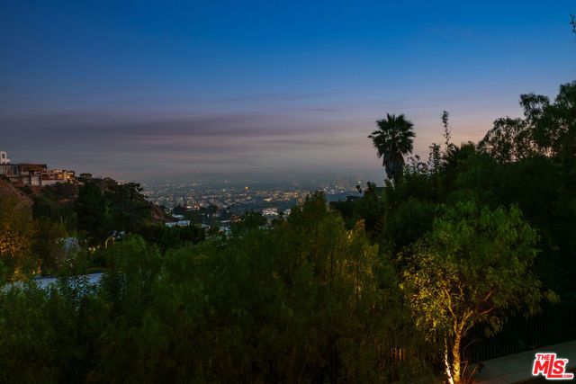 1859 N Doheny Drive, West Hollywood, CA 90069