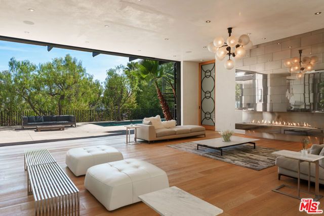 1859 N Doheny Drive, West Hollywood, CA 90069