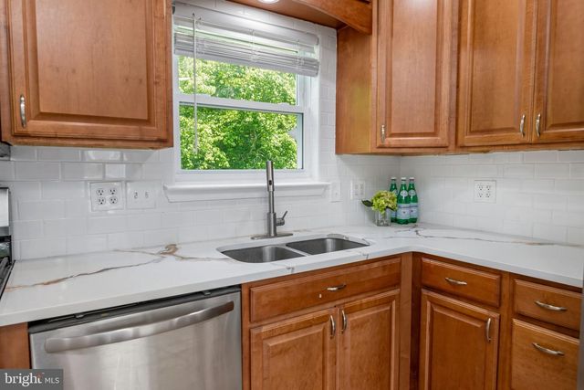 13391 PACKARD DR, Woodbridge, VA 22193