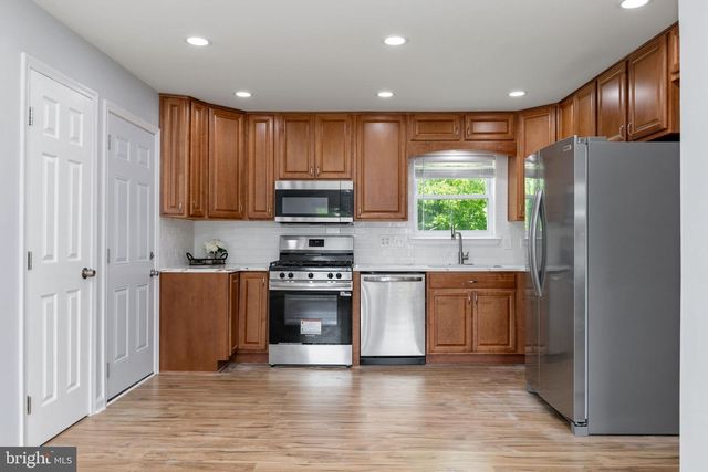 13391 PACKARD DR, Woodbridge, VA 22193