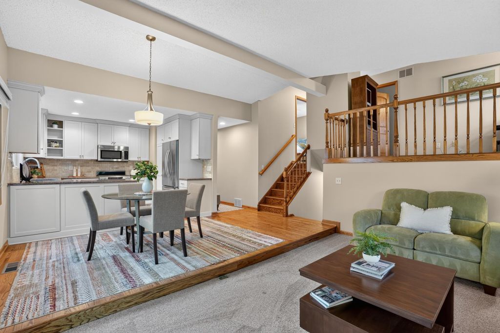 8412 Hiawatha Avenue, Eden Prairie, MN 55347 — photo 3