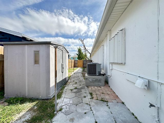 10 158TH AVENUE, Redington Beach, FL 33708