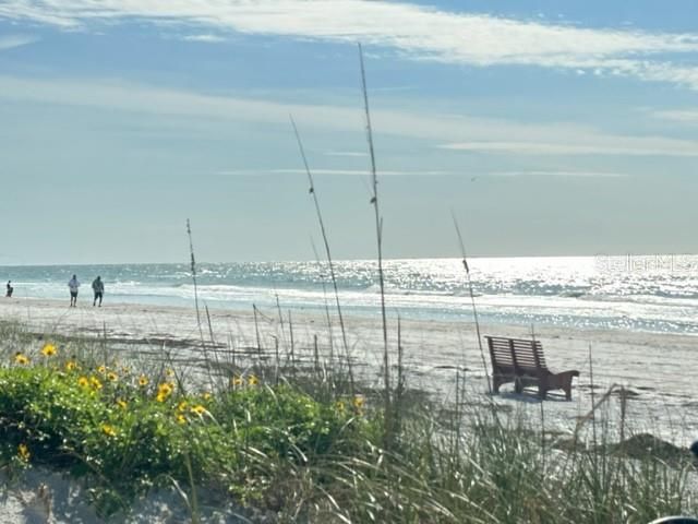 10 158TH AVENUE, Redington Beach, FL 33708