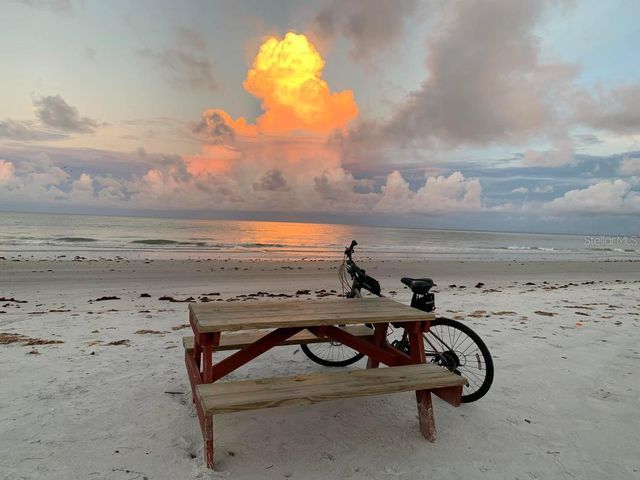 10 158TH AVENUE, Redington Beach, FL 33708