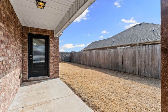 7408 Devonshire Avenue, Springdale, AR 72762