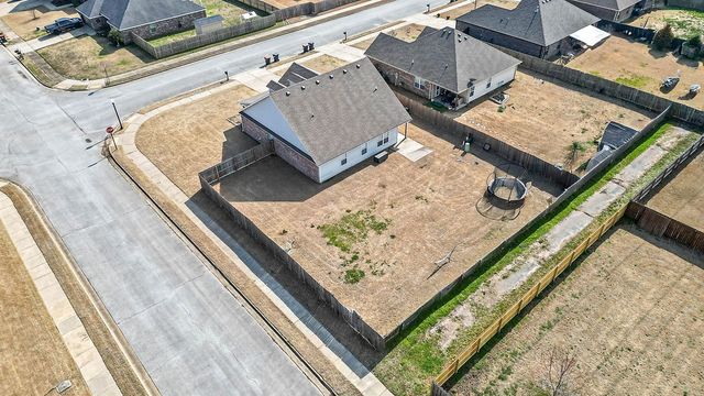 7408 Devonshire Avenue, Springdale, AR 72762