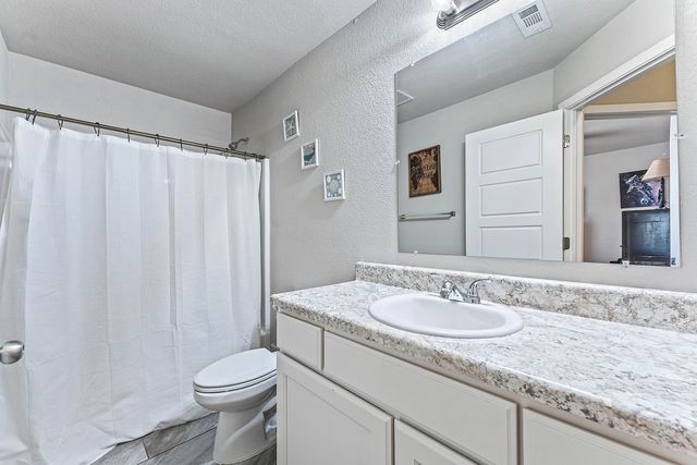 7408 Devonshire Avenue, Springdale, AR 72762