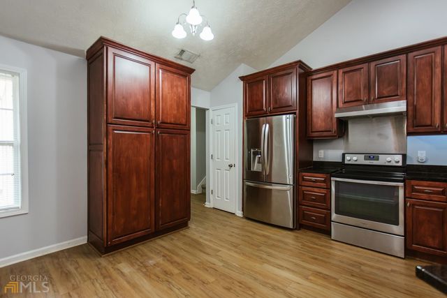 137 Bristol Woods Drive, Athens, GA 30606