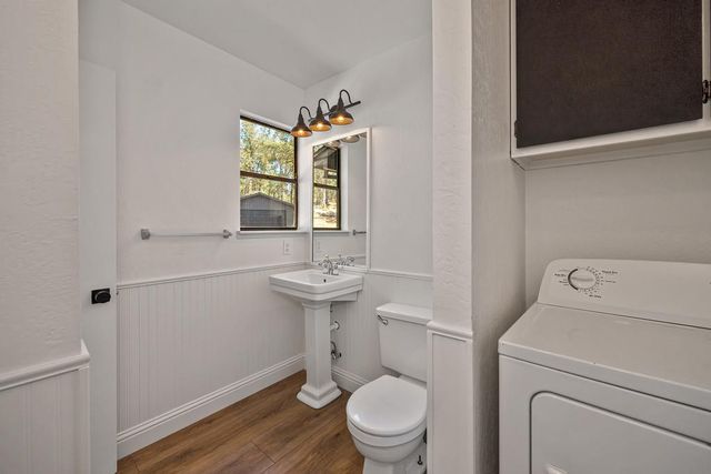 15880 Arrowhead Pl, Grass Valley, CA 95949
