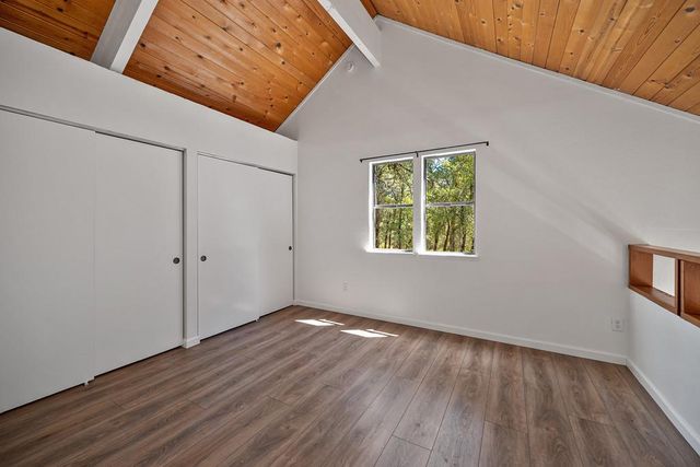 15880 Arrowhead Pl, Grass Valley, CA 95949