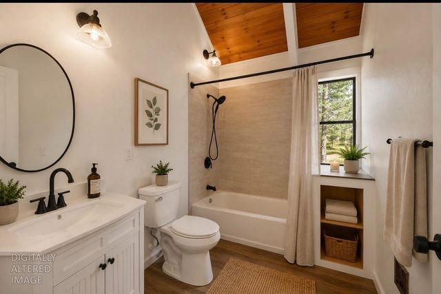 15880 Arrowhead Pl, Grass Valley, CA 95949