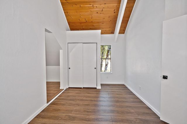 15880 Arrowhead Pl, Grass Valley, CA 95949