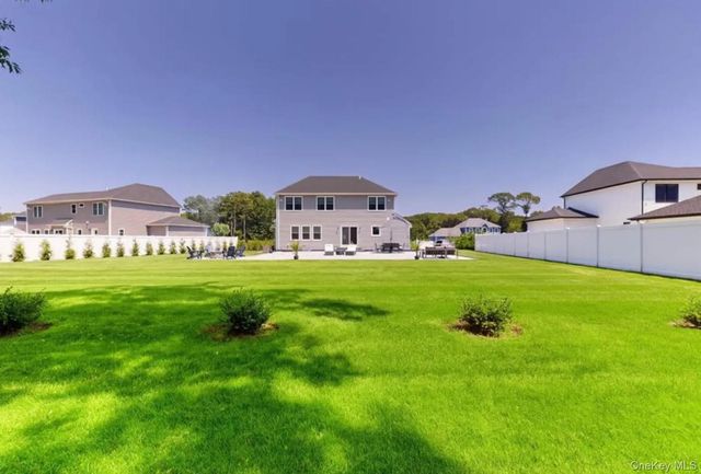 9 Shaw Lane, East Moriches, NY 11940