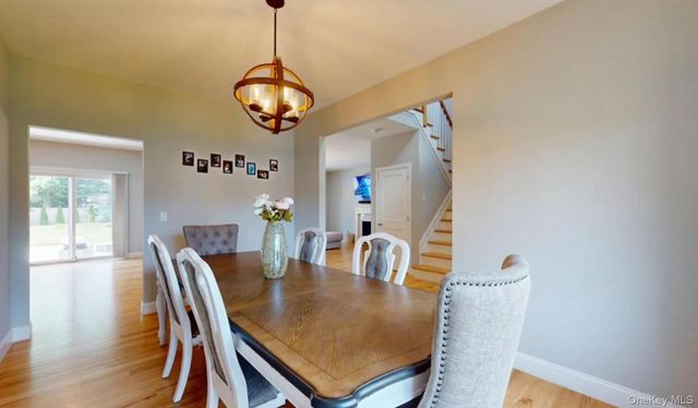 9 Shaw Lane, East Moriches, NY 11940