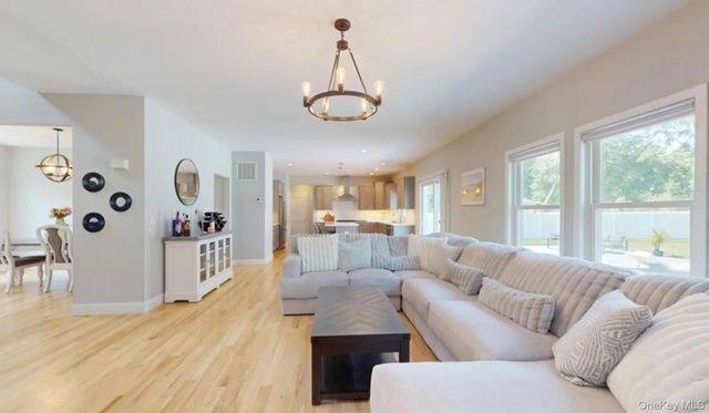 9 Shaw Lane, East Moriches, NY 11940