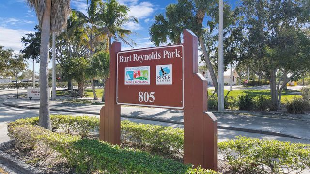18975 SE Homewood Avenue, Jupiter, FL 33469