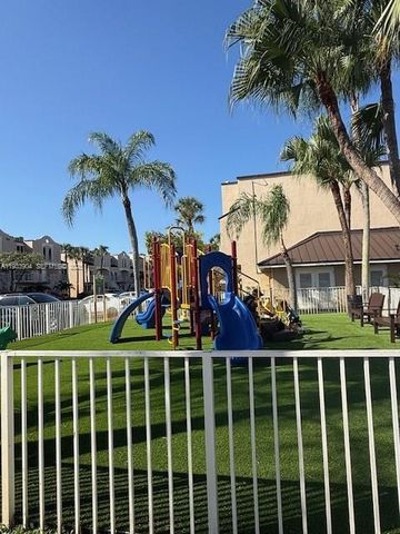 8670 NW 6th Ln 4-210, Miami, FL 33126