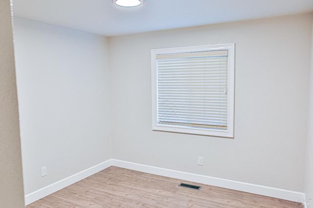 365 Alden Ct, Windsor, CA 95492