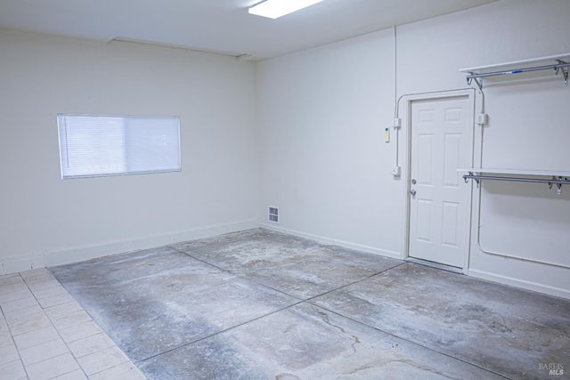 365 Alden Ct, Windsor, CA 95492