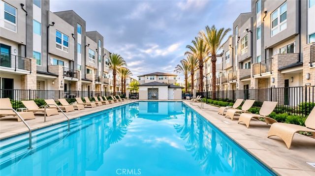 1607 W Bushell St, Anaheim, CA 92805