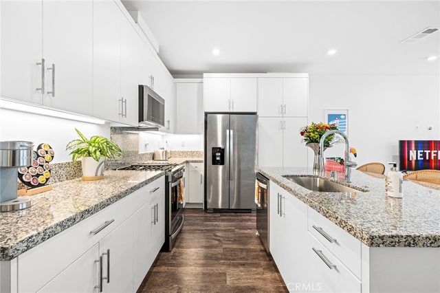1607 W Bushell St, Anaheim, CA 92805