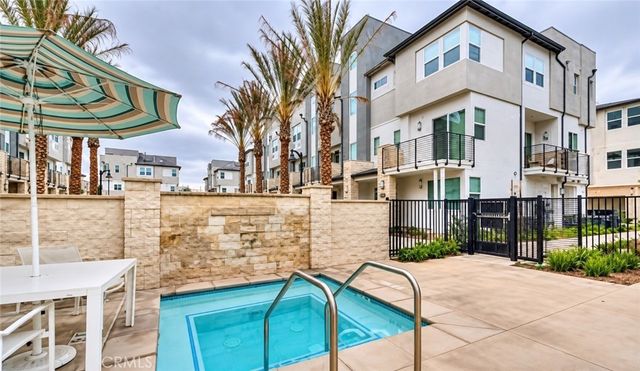 1607 W Bushell St, Anaheim, CA 92805