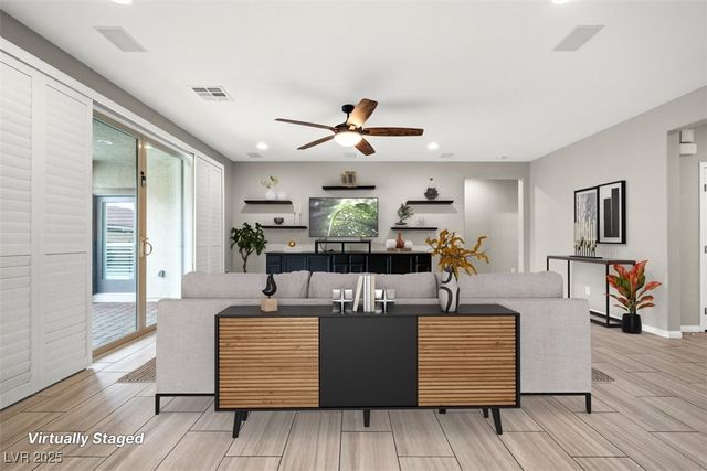 5424 Kamilla Raen Street, North Las Vegas, NV 89031