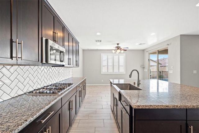 5424 Kamilla Raen Street, North Las Vegas, NV 89031