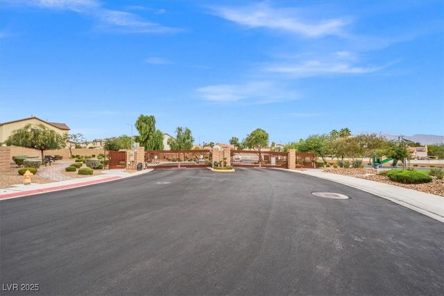 5424 Kamilla Raen Street, North Las Vegas, NV 89031