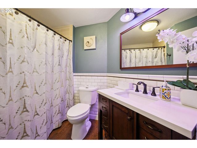 345 Sw 207TH Ave, Beaverton, OR 97006