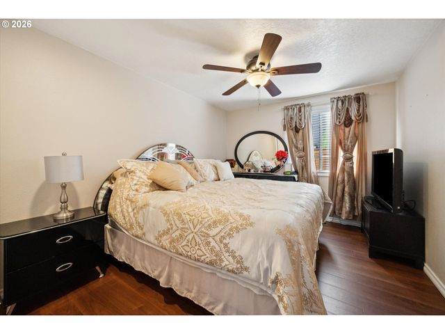 345 Sw 207TH Ave, Beaverton, OR 97006