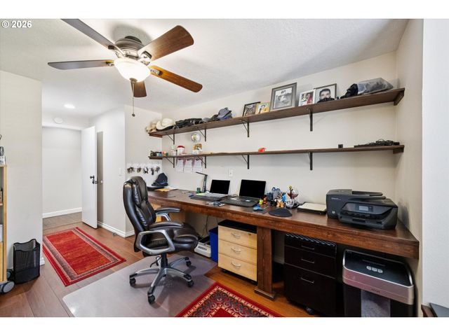 345 Sw 207TH Ave, Beaverton, OR 97006