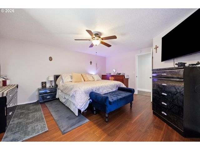 345 Sw 207TH Ave, Beaverton, OR 97006