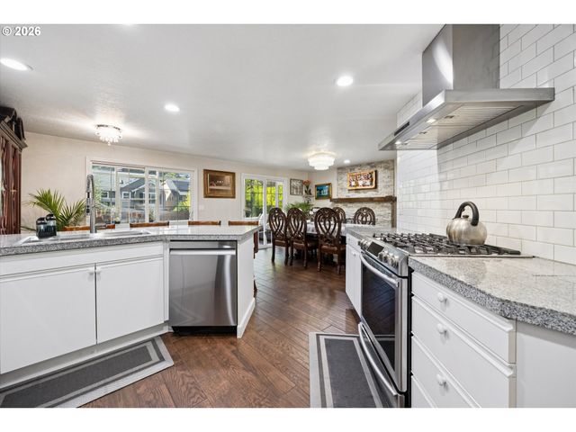 345 Sw 207TH Ave, Beaverton, OR 97006