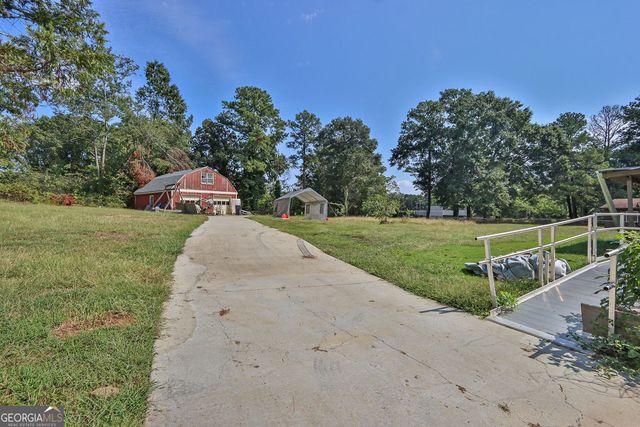 2122 Colonial Oak Way, Stone Mountain, GA 30087
