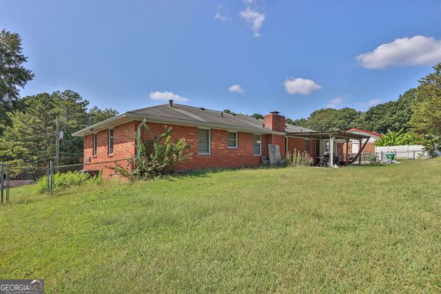 2122 Colonial Oak Way, Stone Mountain, GA 30087