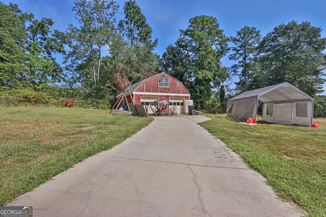 2122 Colonial Oak Way, Stone Mountain, GA 30087