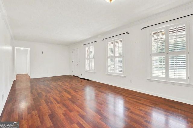 2122 Colonial Oak Way, Stone Mountain, GA 30087