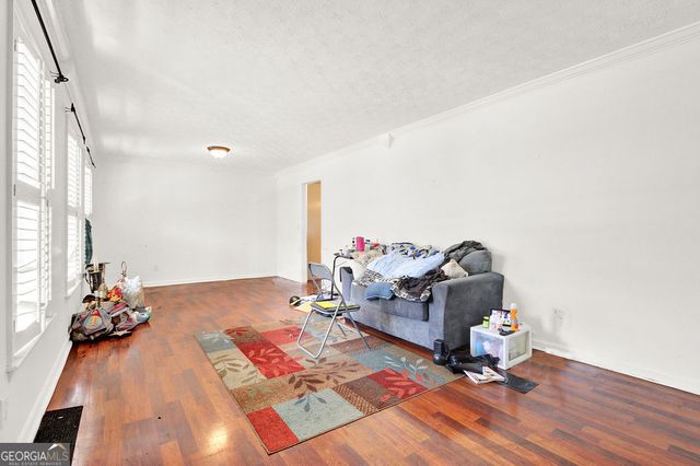 2122 Colonial Oak Way, Stone Mountain, GA 30087