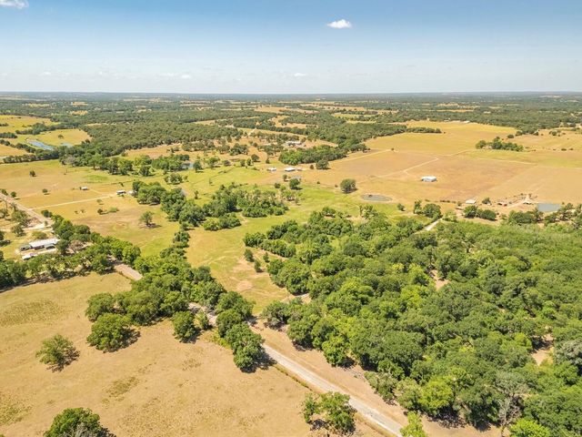 000 CR 326, Lexington, TX 78947