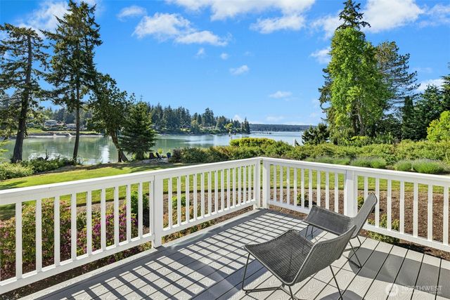 15809 Virginia Point Road NE, Poulsbo, WA 98370