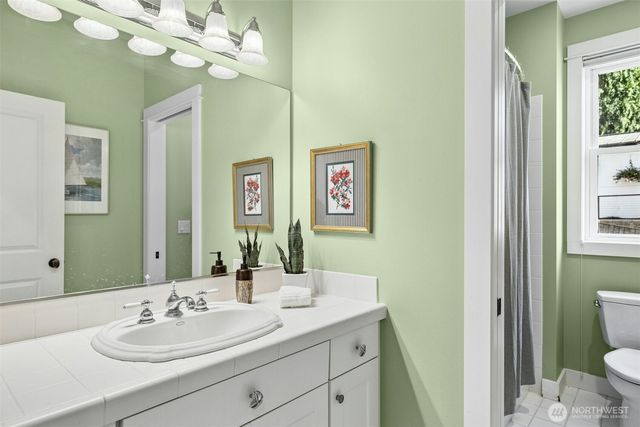 15809 Virginia Point Road NE, Poulsbo, WA 98370