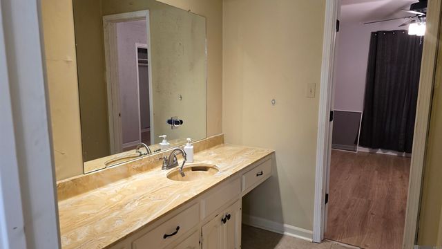 8116 President Dr, Baton Rouge, LA 70817