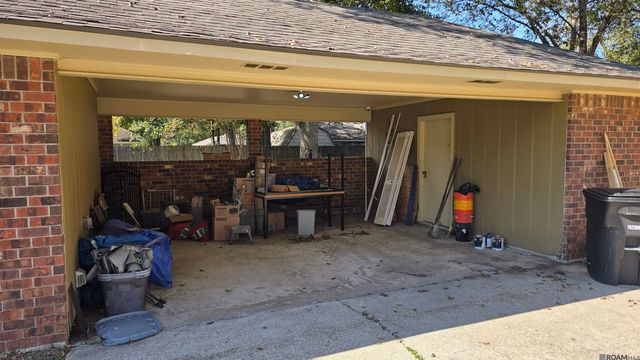 8116 President Dr, Baton Rouge, LA 70817