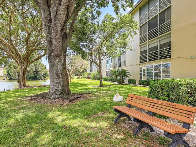 3005 Portofino Isle G4, Coconut Creek, FL 33066