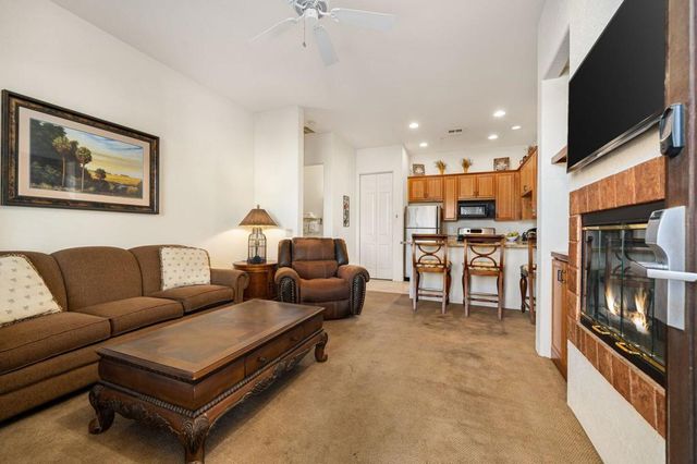 50660 Santa Rosa Plaza 3, La Quinta, CA 92253