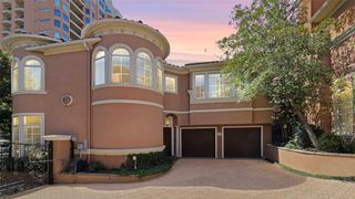 2821 Hood Street, Dallas, TX 75219