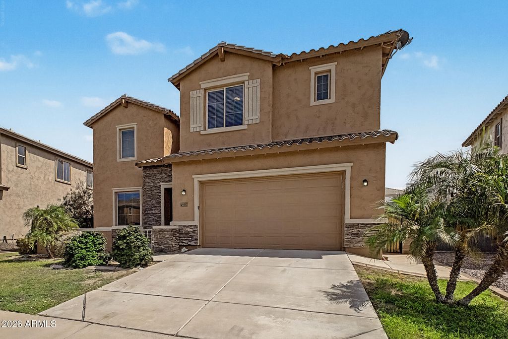 6893 S BLACK HILLS Way, Chandler, AZ 85249 — photo 2